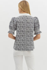 Black/White Print Puff Sleeve Top